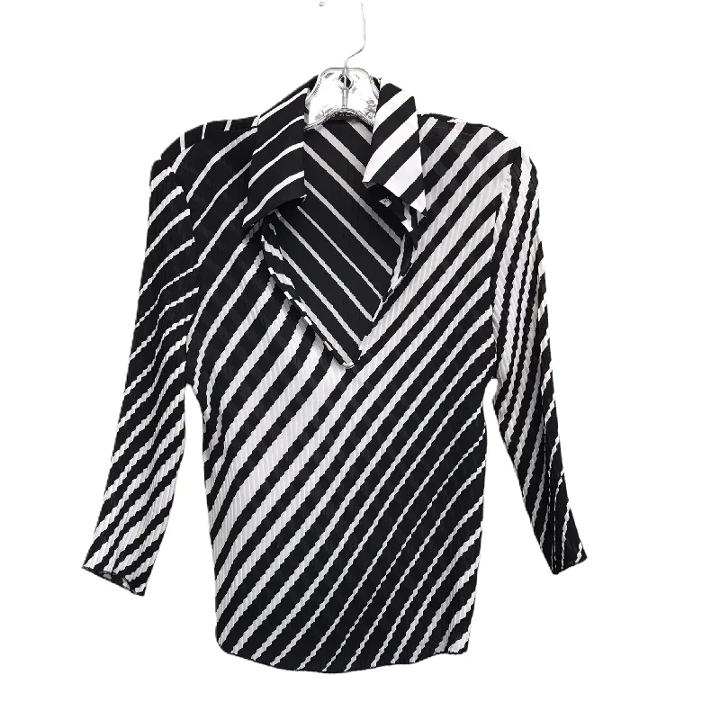 Top Long Sleeve By Violet And Claire In Striped Pattern, Size: L