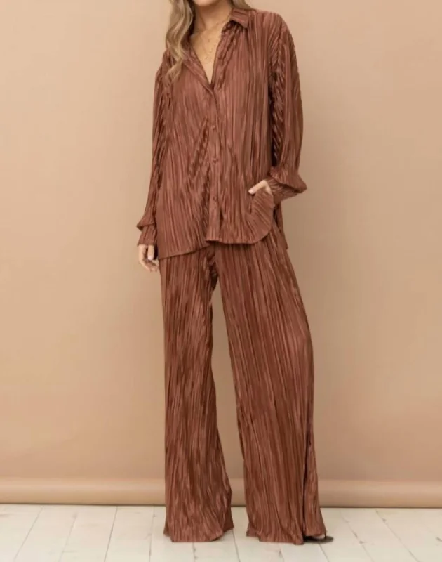 Accordion Pleated Pant Set In Brown